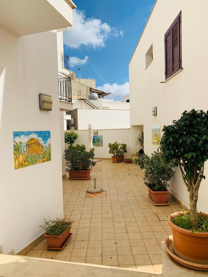 Case Vacanza Vivaldi Marinella di Selinunte Extérieur photo
